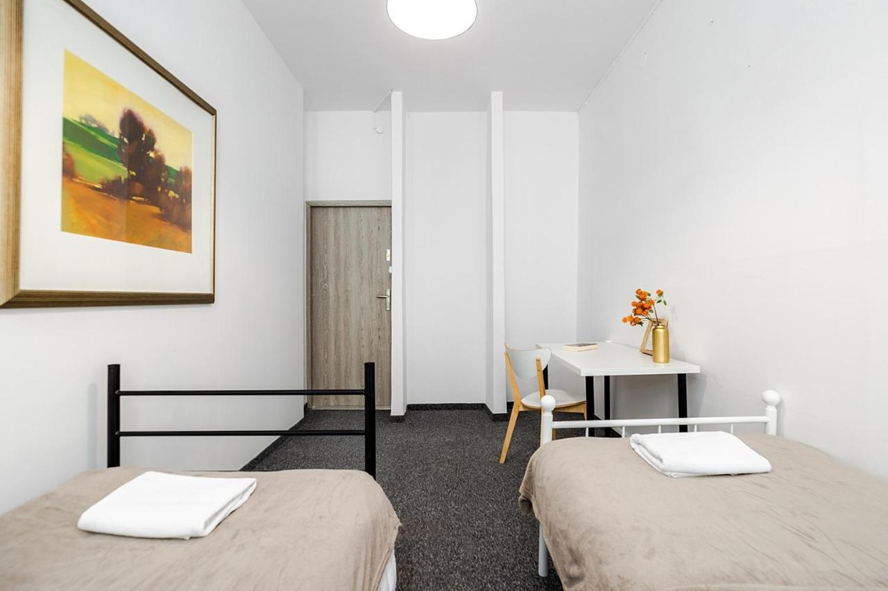 Unit Warsaw Room In Hostel Solec50 By Metro Station Centrum Kopernika Elektrownia Powisle Stadion Narodowy Εξωτερικό φωτογραφία