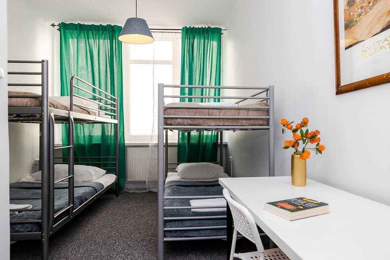 Unit Warsaw Room In Hostel Solec50 By Metro Station Centrum Kopernika Elektrownia Powisle Stadion Narodowy Εξωτερικό φωτογραφία