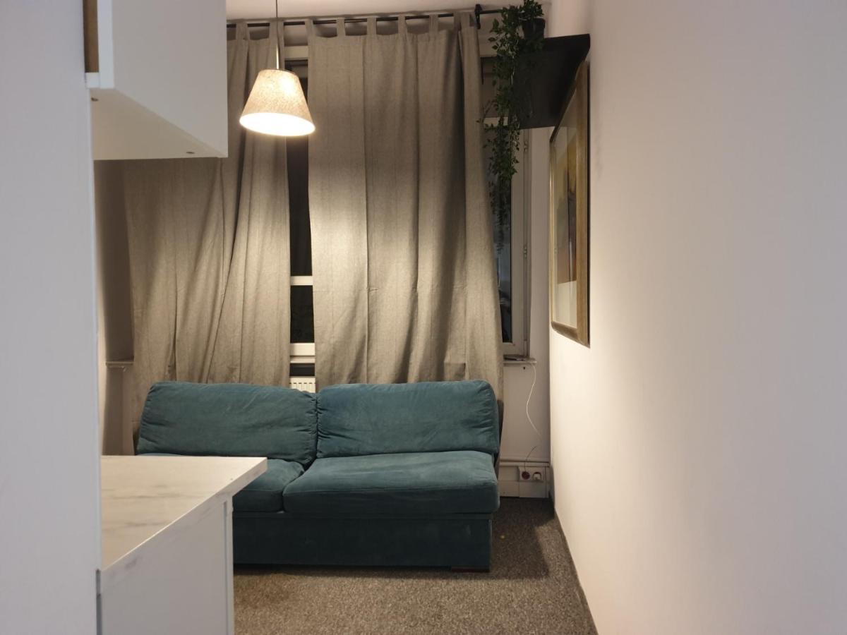 Unit Warsaw Room In Hostel Solec50 By Metro Station Centrum Kopernika Elektrownia Powisle Stadion Narodowy Εξωτερικό φωτογραφία