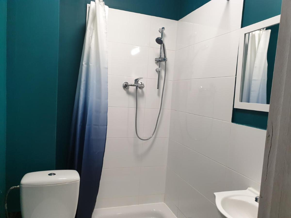 Unit Warsaw Room In Hostel Solec50 By Metro Station Centrum Kopernika Elektrownia Powisle Stadion Narodowy Εξωτερικό φωτογραφία